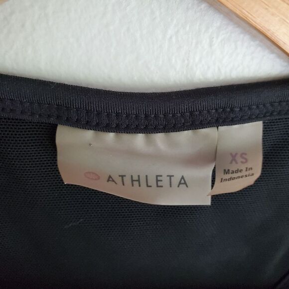 Athleta black razer back active tank size XS - Picture 3 of 5
